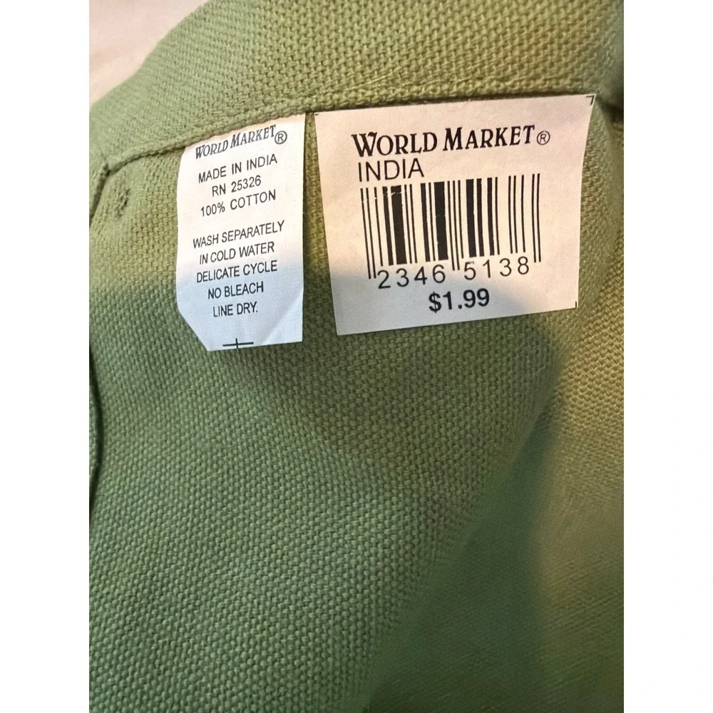 World Market Green Cotton Cloth Napkins Set of 4 Red Button Accent 19x19 Square